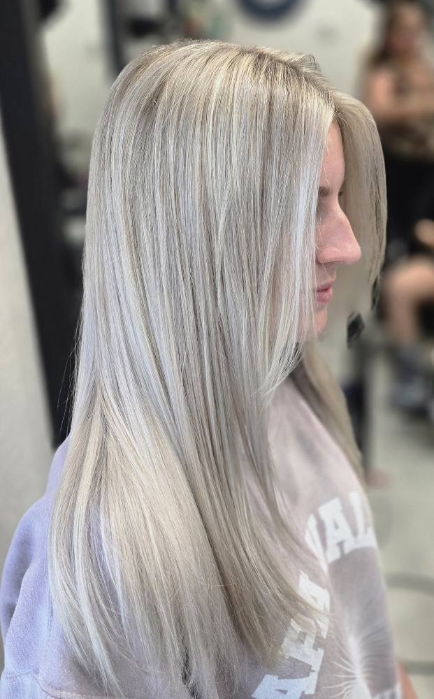 Full Foil (All Techniques) at Searabella Hair in West Palm Beach, FL