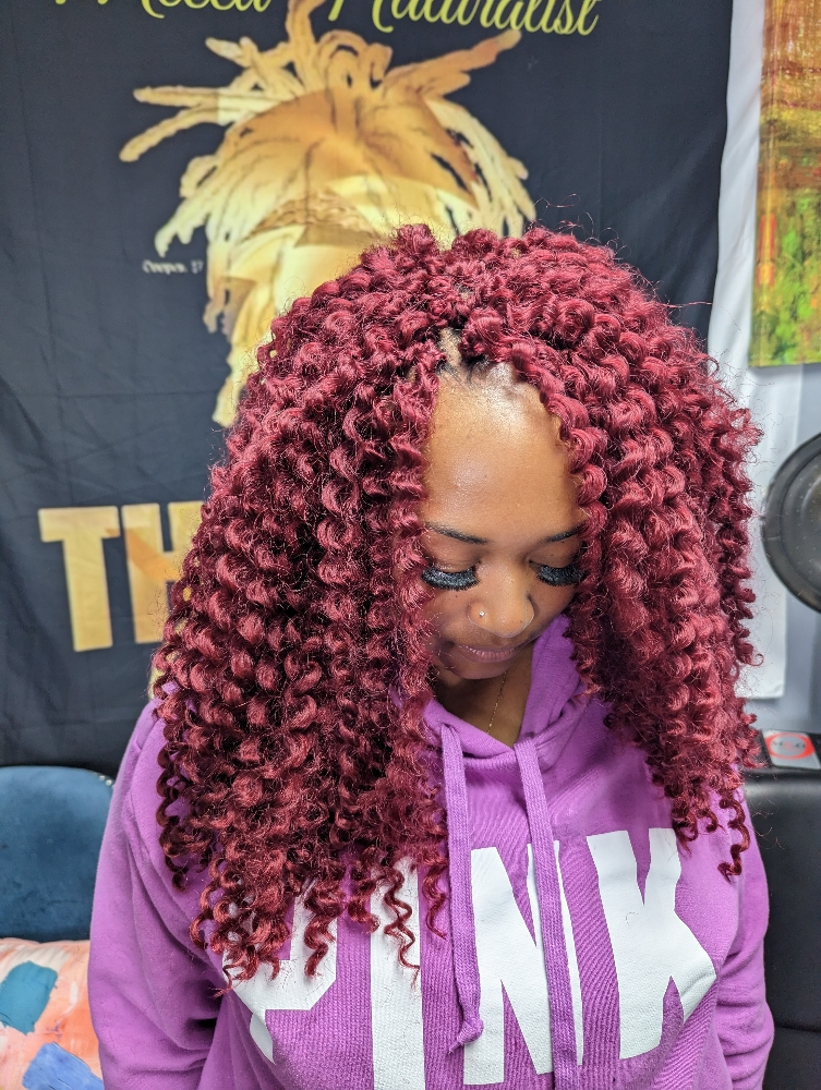 Curly/Straight Hair Crochets at The Naturlist Locd Queen in Indianapolis, IN