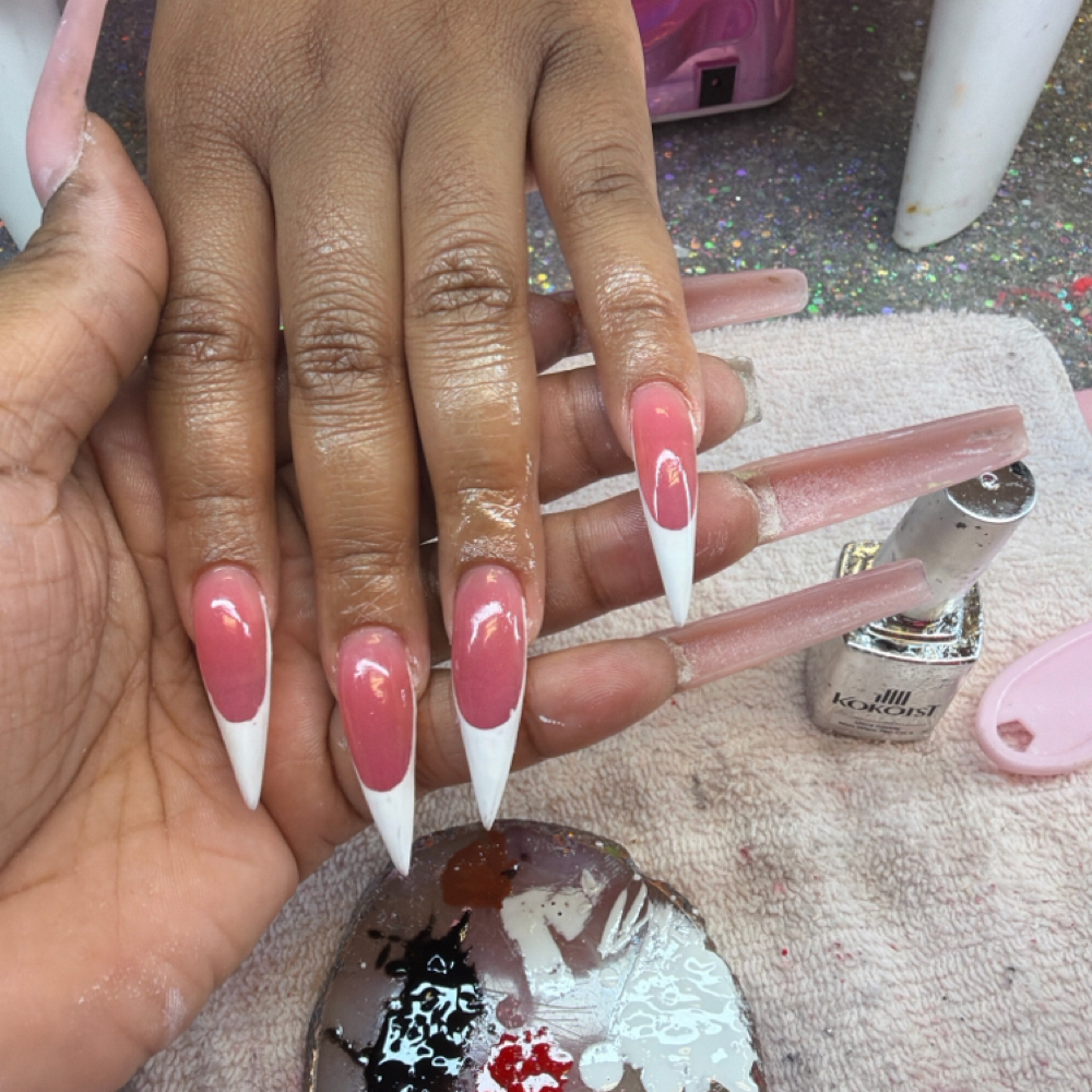 The Clean Girl Set at Jazzyliciouz Nailz in Baltimore, MD