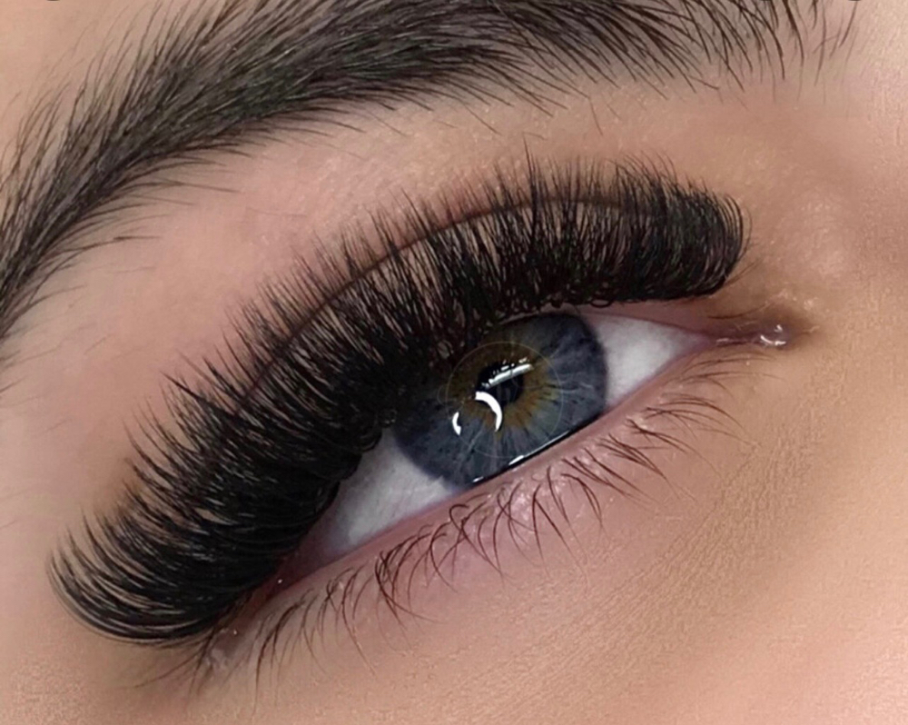 Volume Lash Extensions Full Set