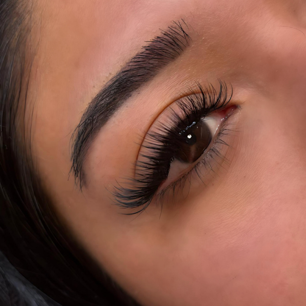Volume Lashes Fullset at KW Lash Lounge in Centennial, CO