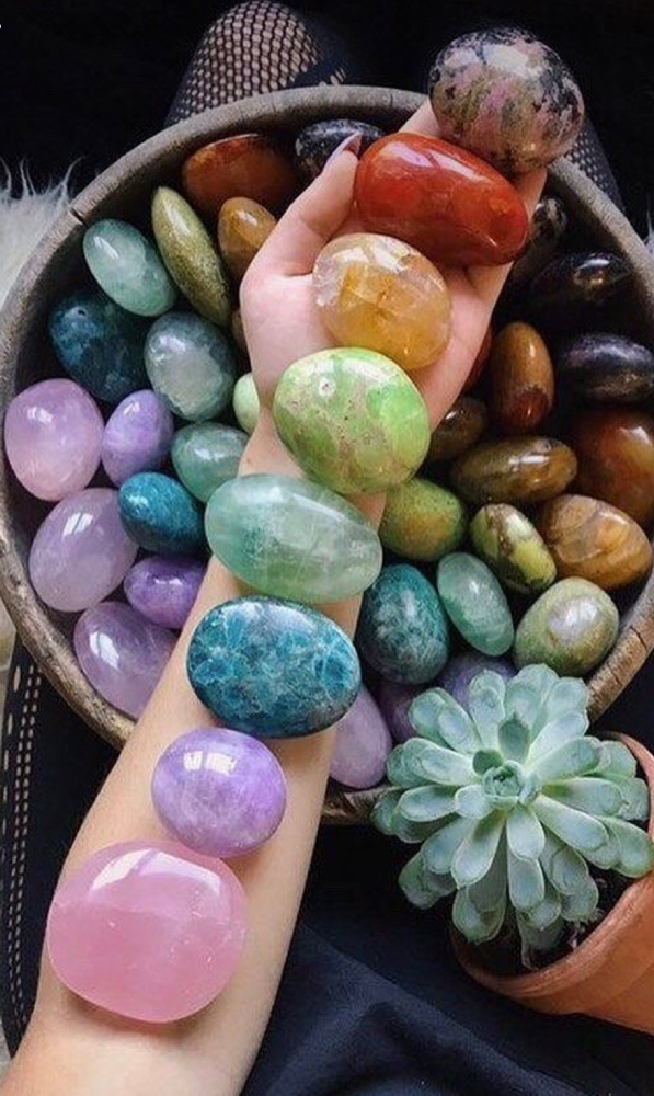 Sacred Stone And Crystal Massage