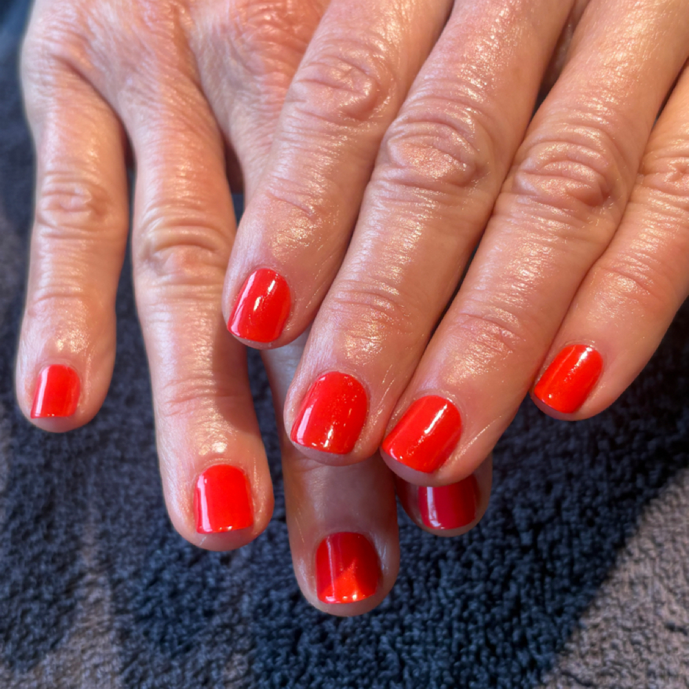 Dazzle Dry Manicure at Natural MC Nails LLC in Fond du Lac, WI