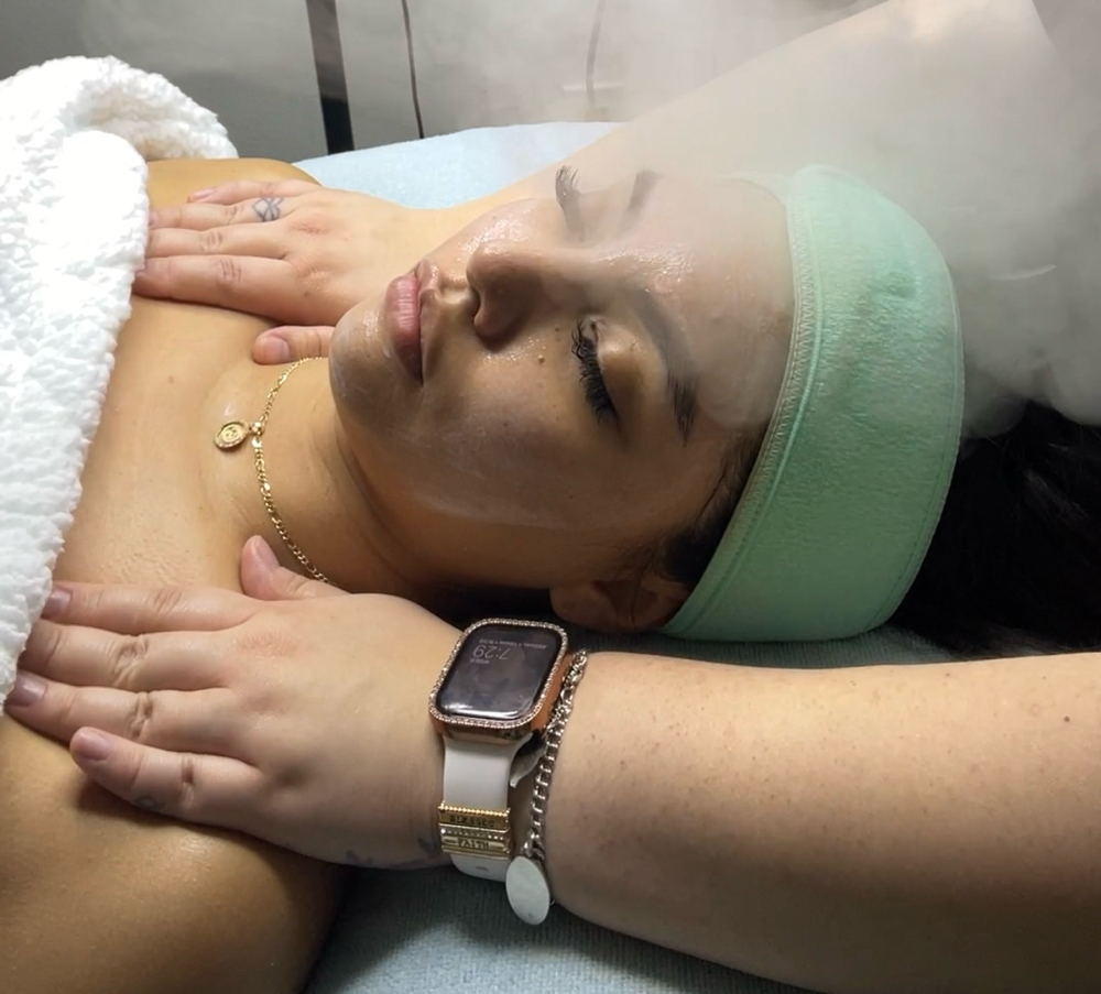 Luminous Signature Facial