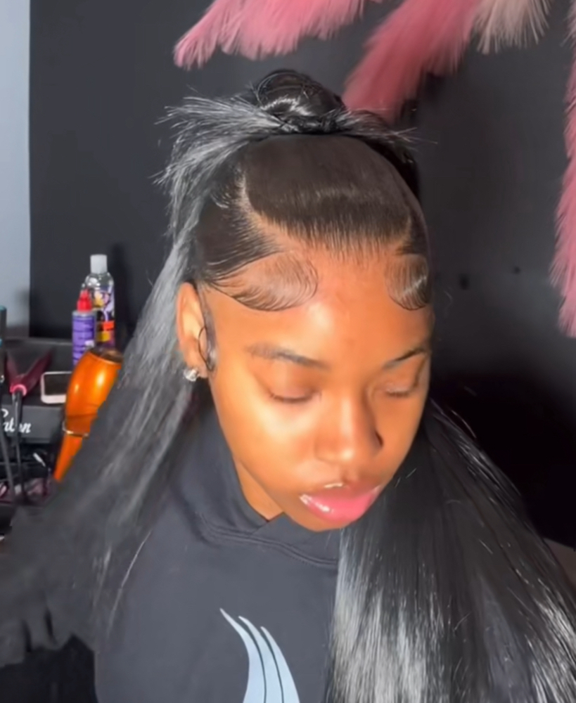 CENTER PART NATURAL HAIRSTYLE
