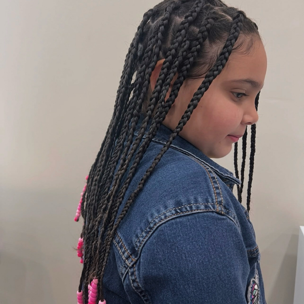 Knotless Boho Braids at Belia Beauty Studio in Buffalo, NY