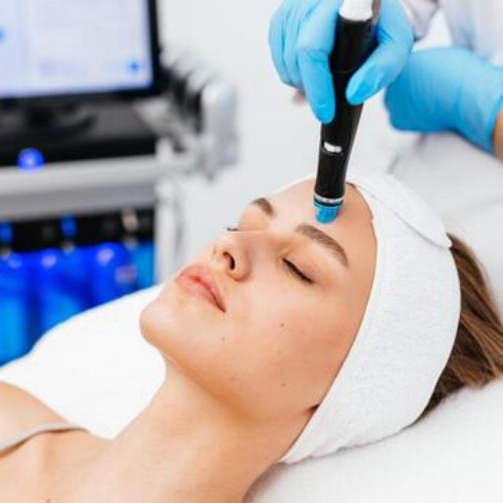 Hydrafacial at Le Petit Spa in La Center, WA
