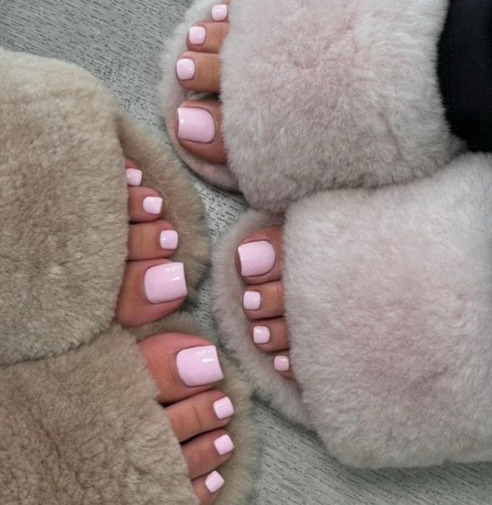 Color Change (Toes) at Catalina’s Artistry in Bonita Springs, FL