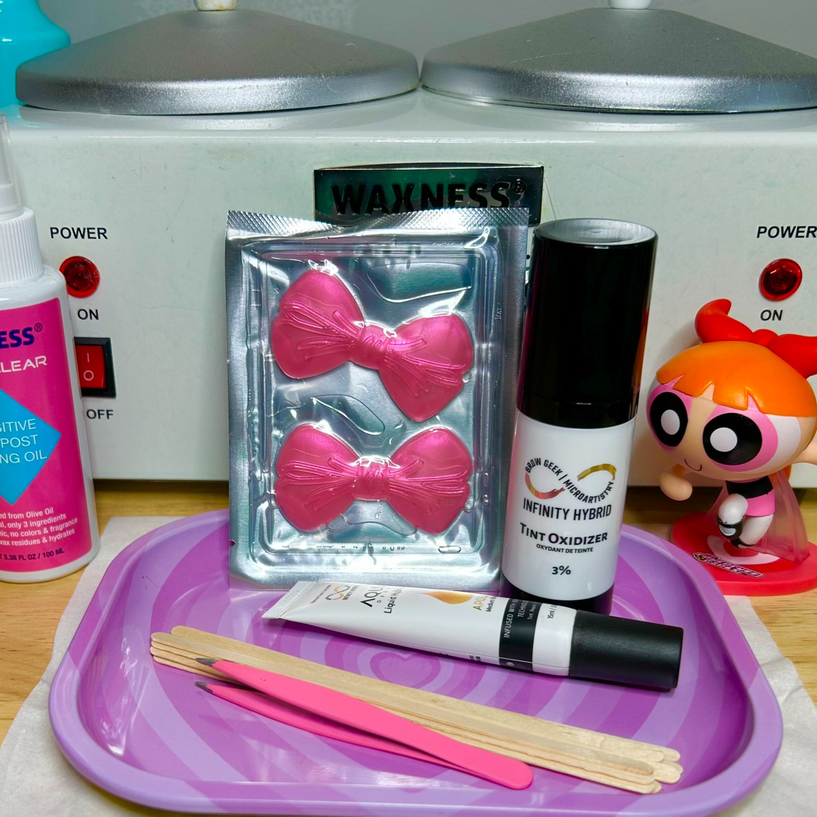 Brow Tint and Shaping at marzstars brow bar in Plainville, CT