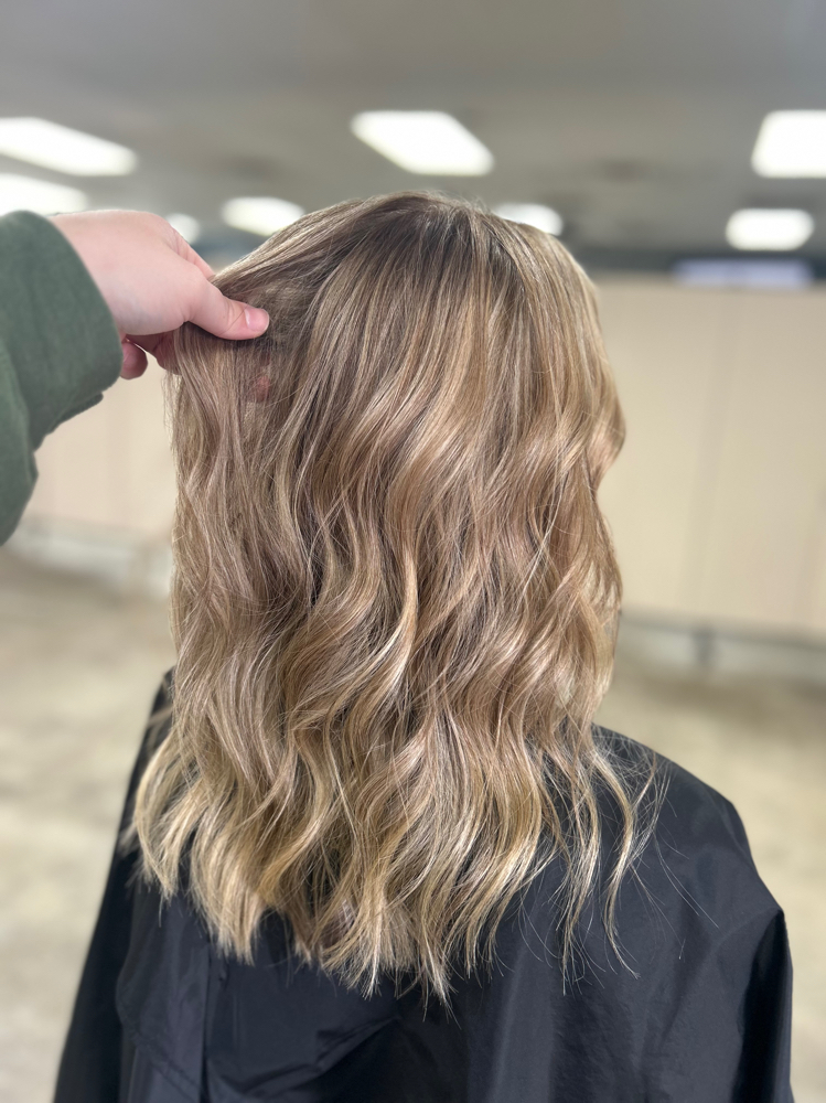 Partial Lived-In Blonding