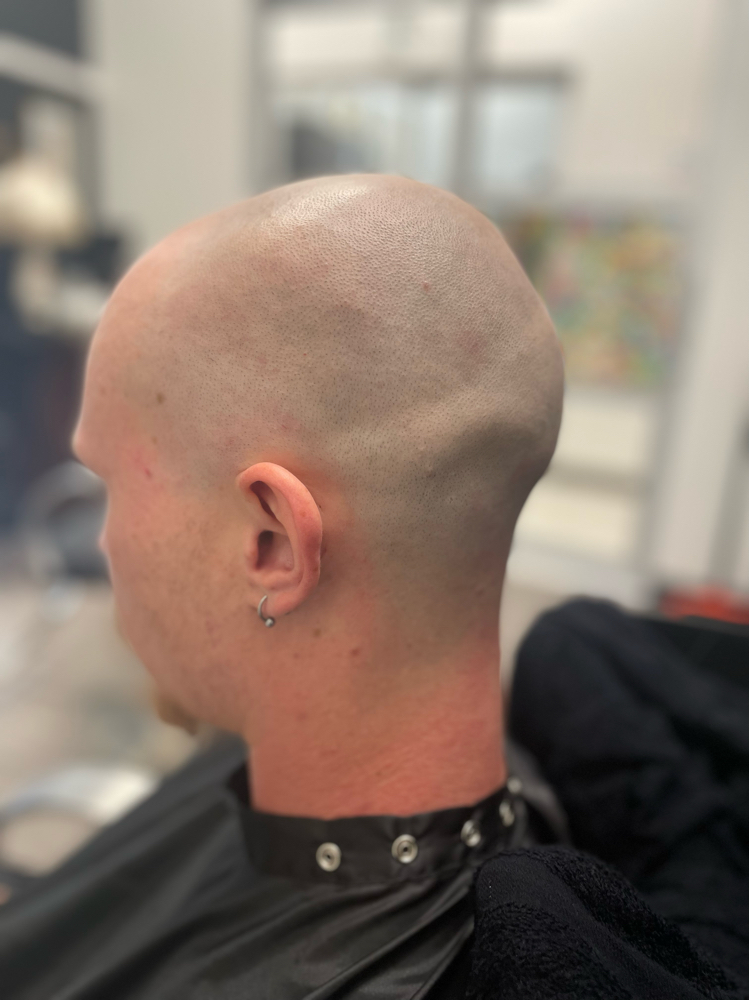 Straight Razor Shave (Face Or Head)