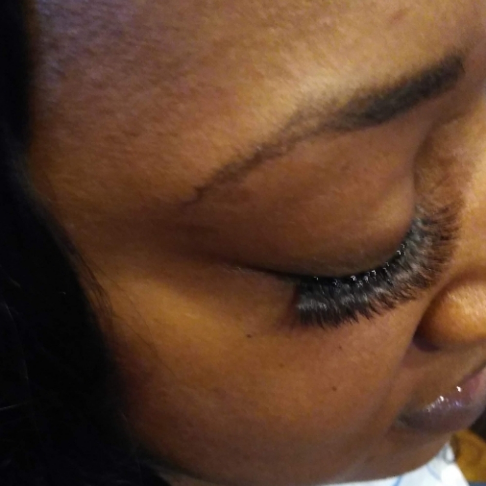 Individul Eye Lashes at EXOTIC NAILZ & STYLEZ LLC in Chicago, IL