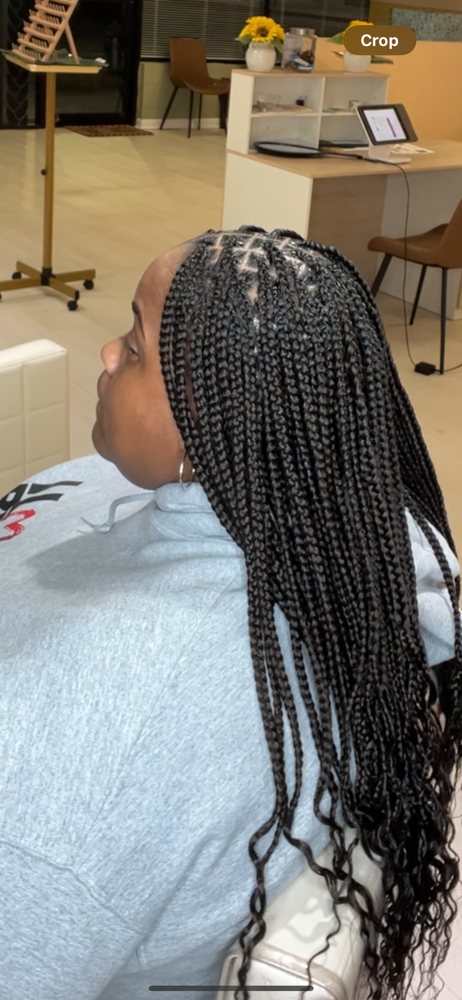 Smedium Knotless