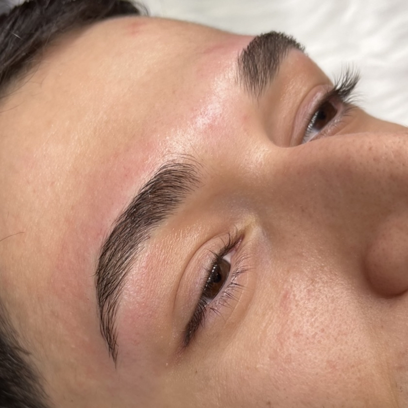 Brow Shape + Tweeze