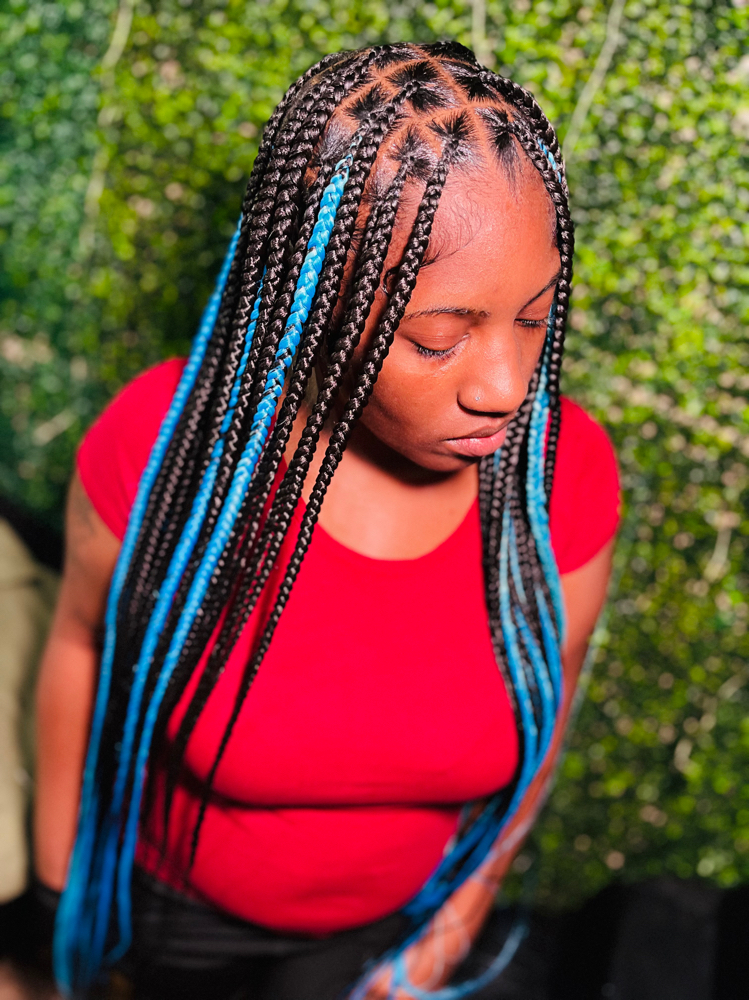 Medium Knotless Braids