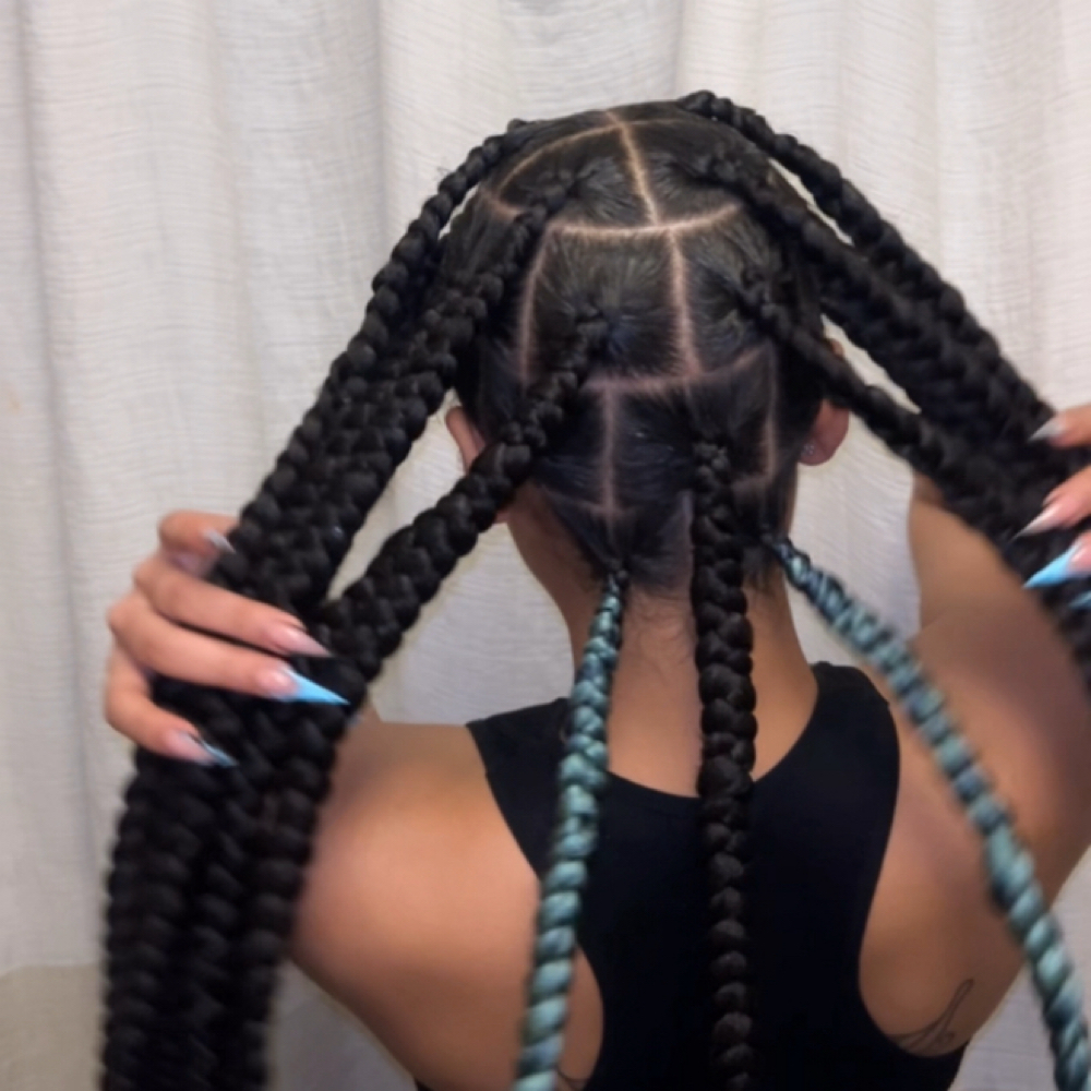 Jumbo Knotless Braids at ApplesTouchh in Laurel, MD