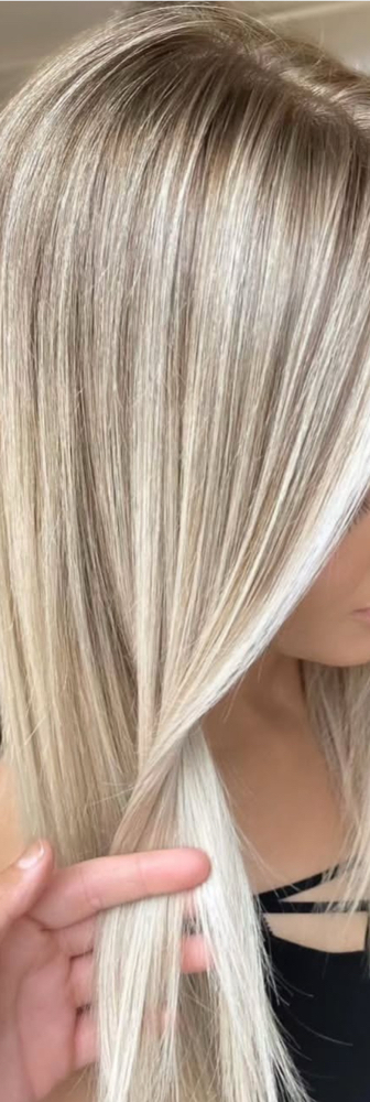 Full Highlight at Besshairdesigns @ The Zooo Hair Salon727-459-8638 in Largo, FL