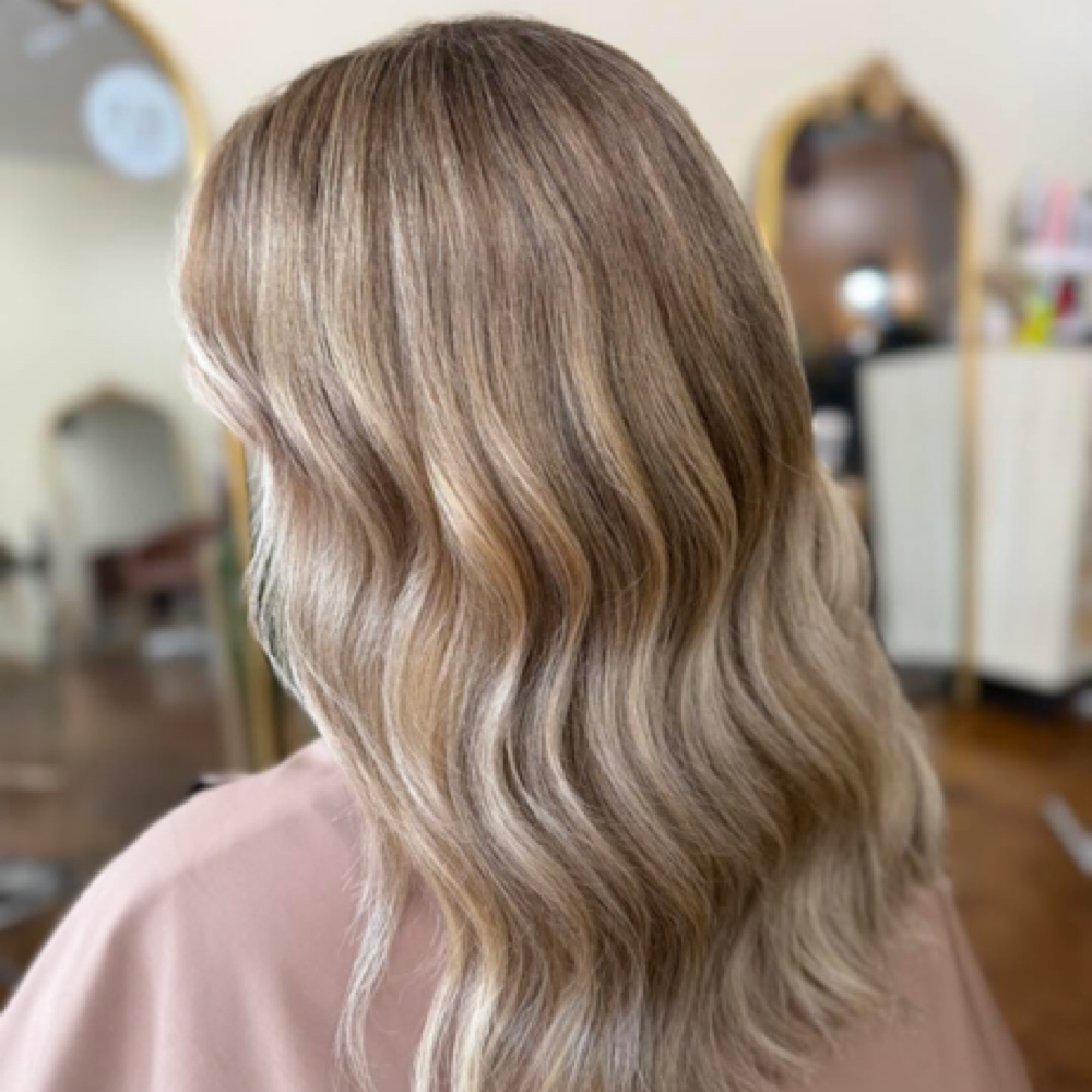 Lowlights at DivineMane&Beauty in Waverly, OH