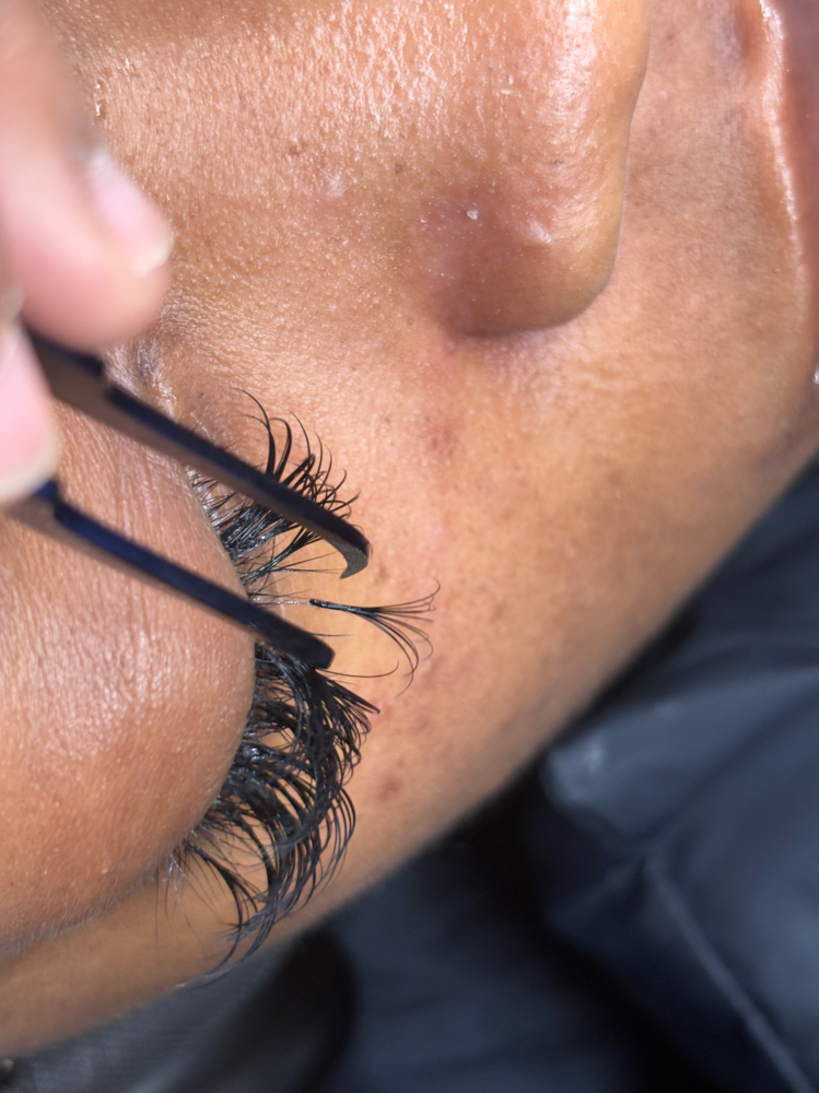 Lash Removal