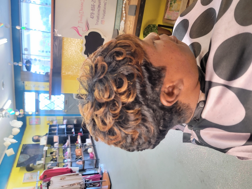 Shampoo & Style