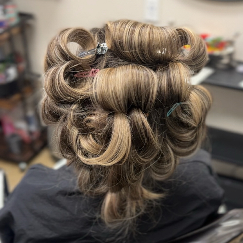 Blowout Style at Color Concepts Hair Studio in El Paso, TX
