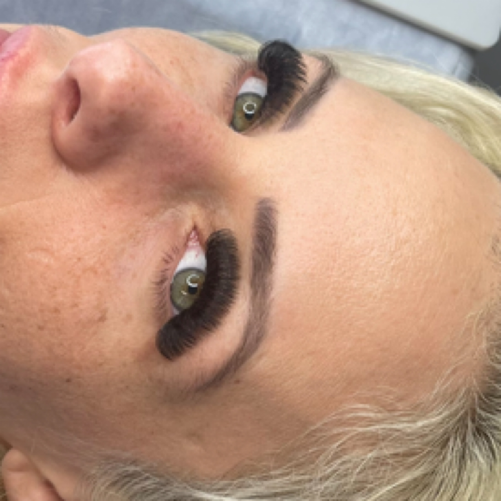 1 Week Mega Volume Fill at DuffyLash in Warwick, RI