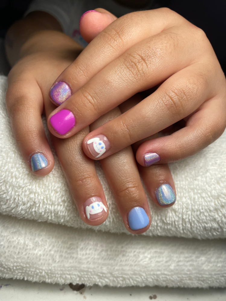 Kids Basic mani With gel 5-12 Yrs at Manicure Lounge By Zee in Milford Center, OH