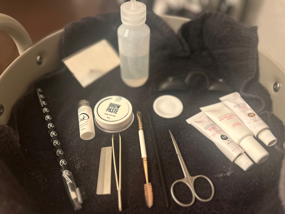 Eye Brow Waxing