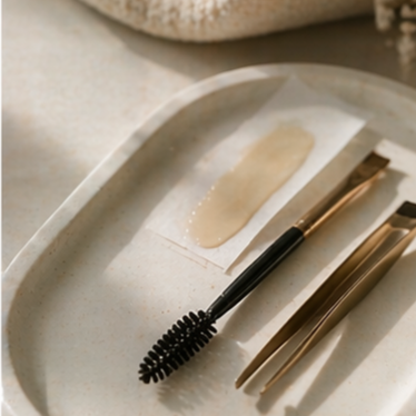 Eyebrow Wax at Revēve in Kalispell, MT
