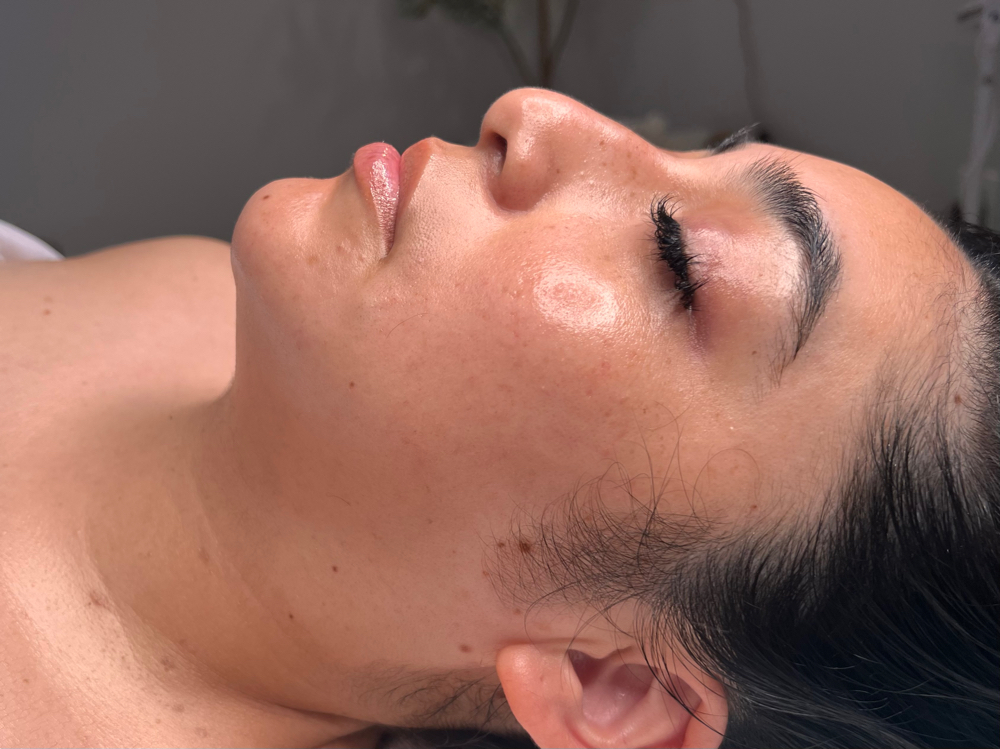 The Glow Facial (August Promo)