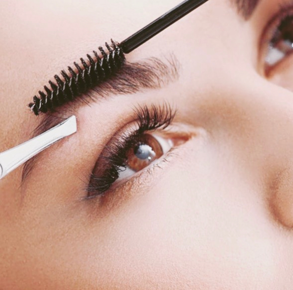 Eyebrow Waxing and Shaping