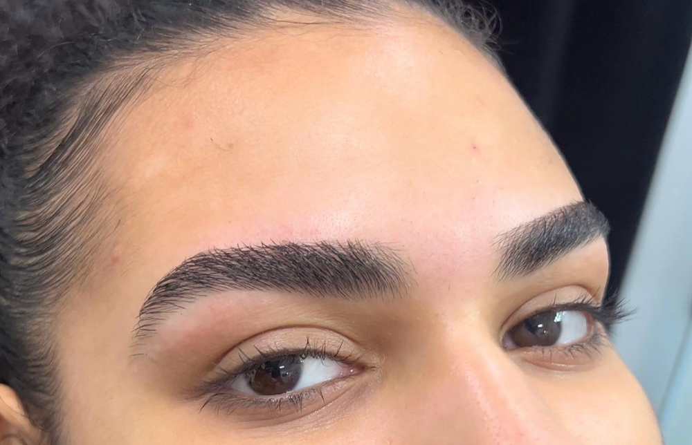 Brow Wax & Shape