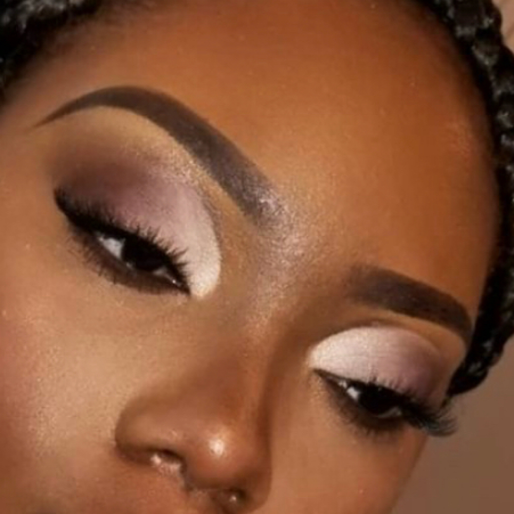 Brow Sculpt at Beyouteeful Obsession Makeup & Beauty Bar in Tuscaloosa, AL