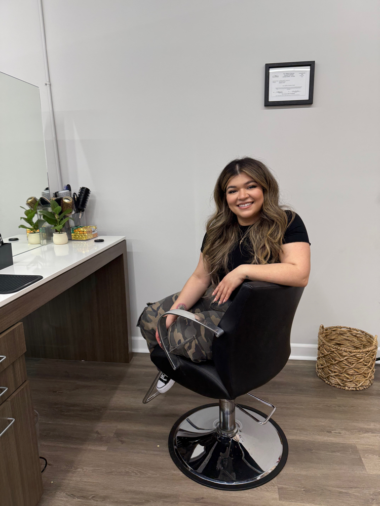 Consultation at Beautyxyaritza in Gurnee, IL