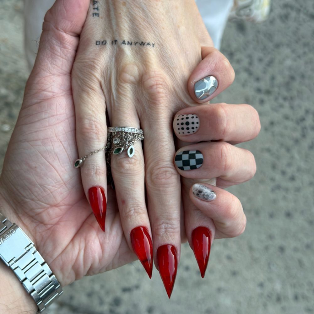 NEW! Cat Claws at Russian Claws in Brooklyn, NY