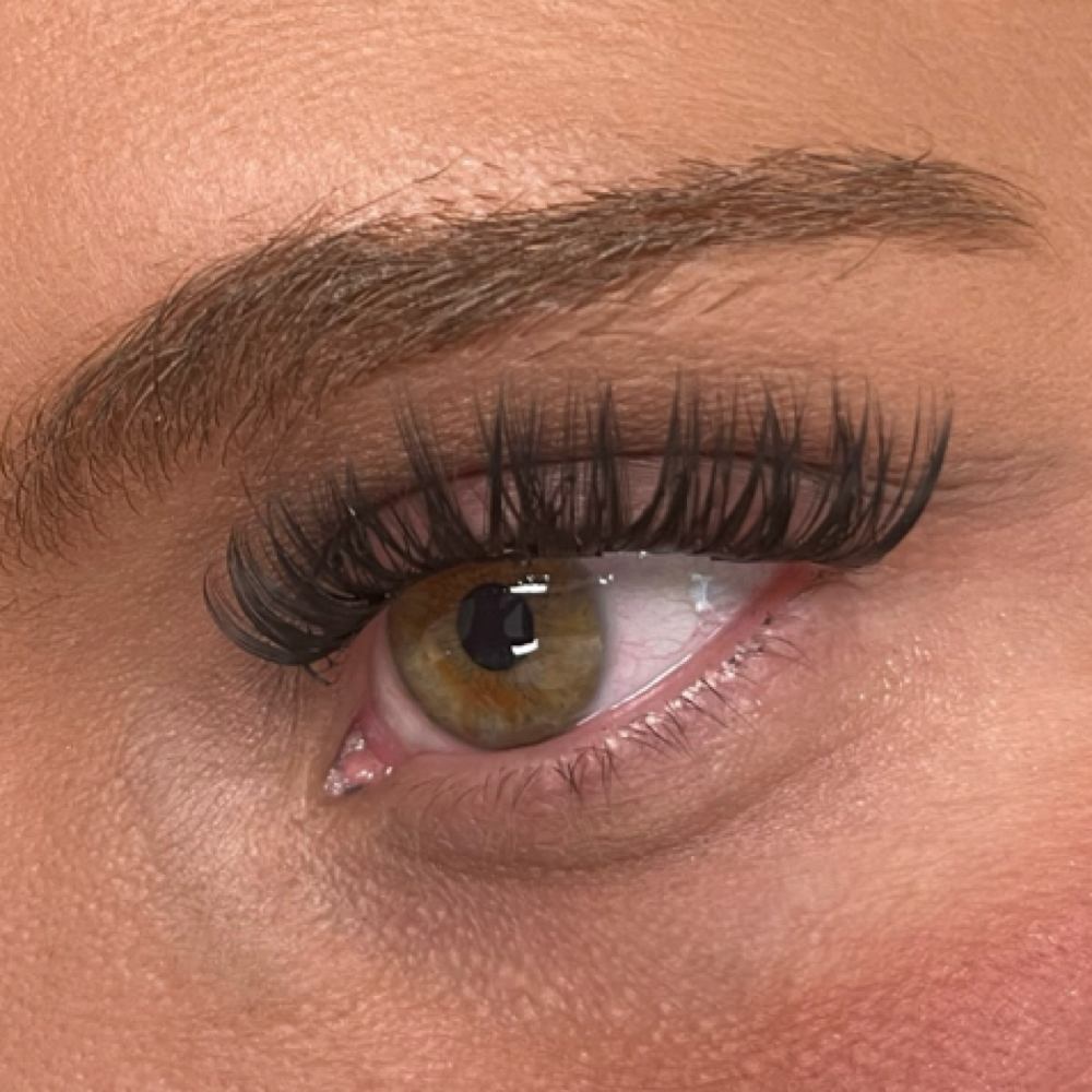 Lashes at House of BeauTT in delbarton, WV
