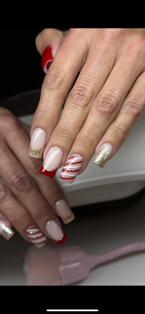Simple design(up to 4 nails)