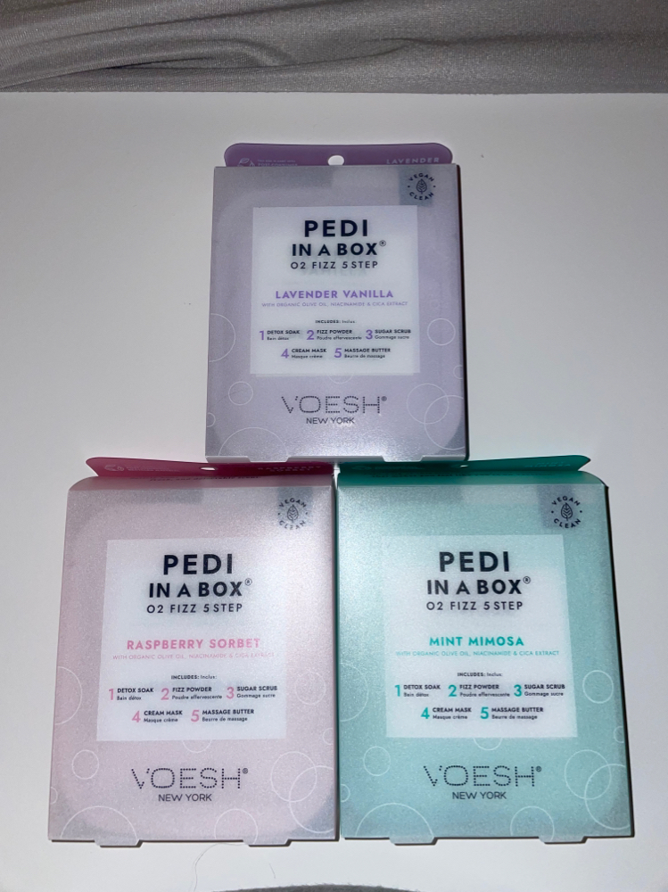 Regular Polish Pedicure