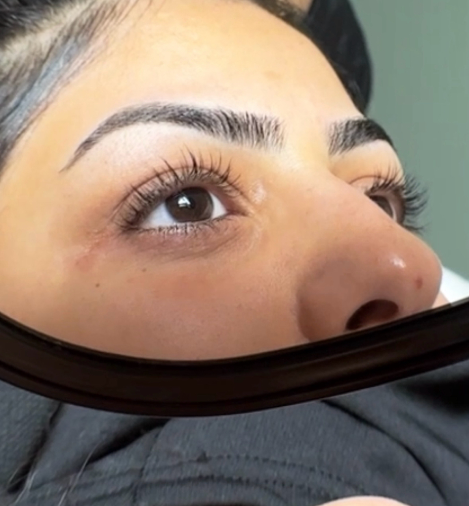 Brow Tinting