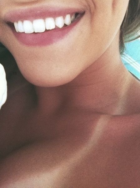 Spray Tan & Teeth Whitening