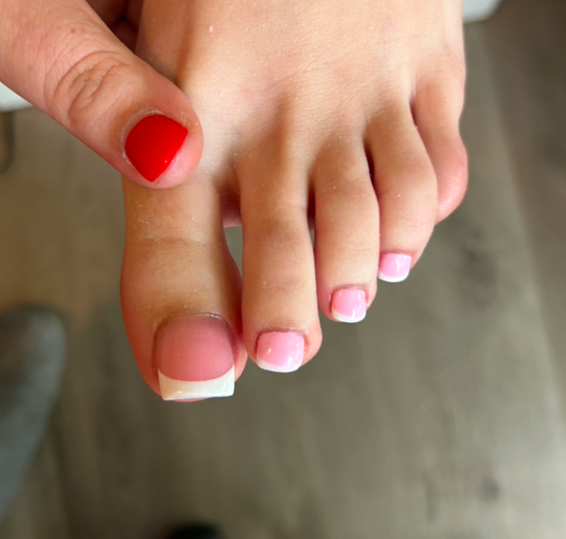 Acrylic Toes