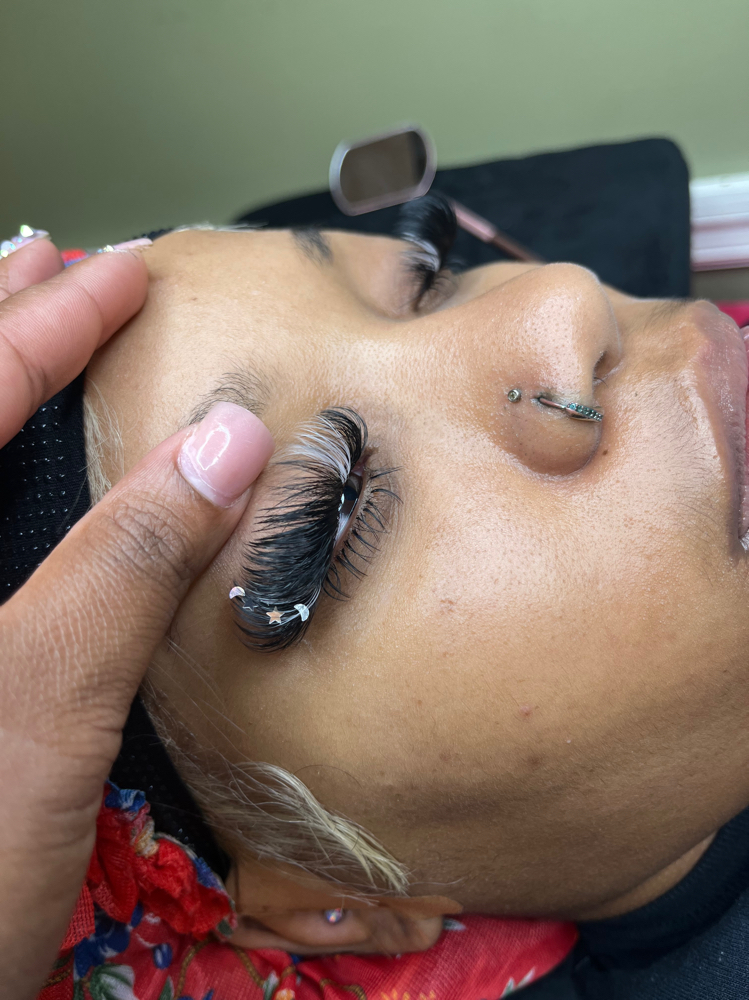 Bottom Lashes
