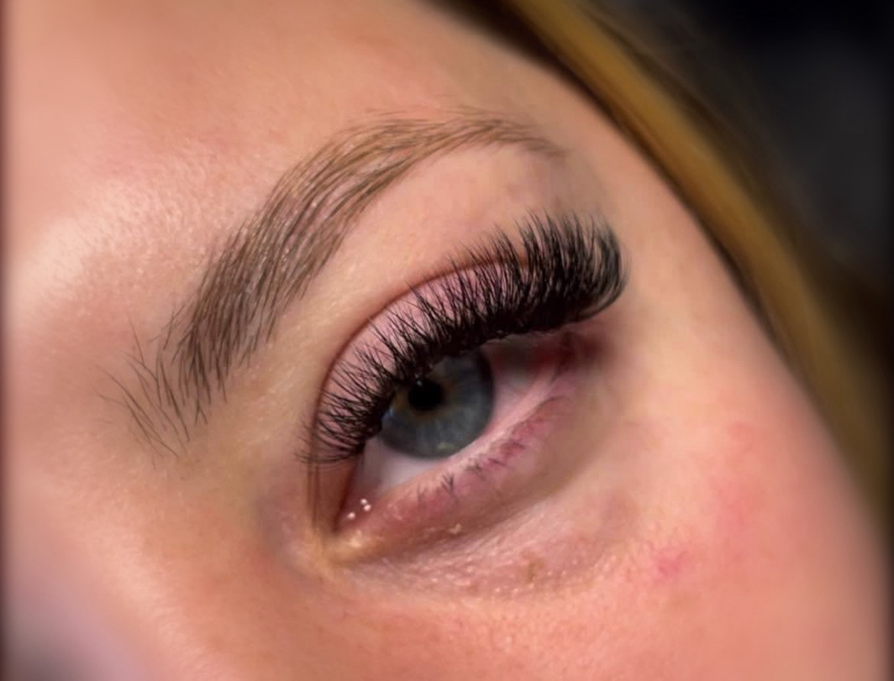 Volume Lashes - Full Set