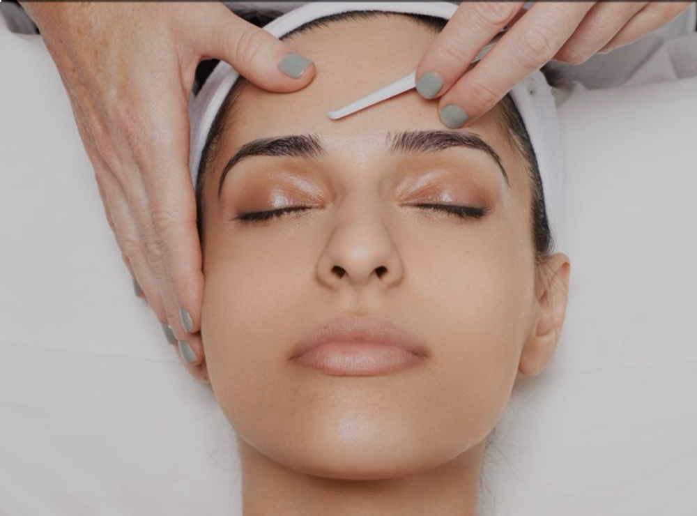 3 Dermaplane Express Facials