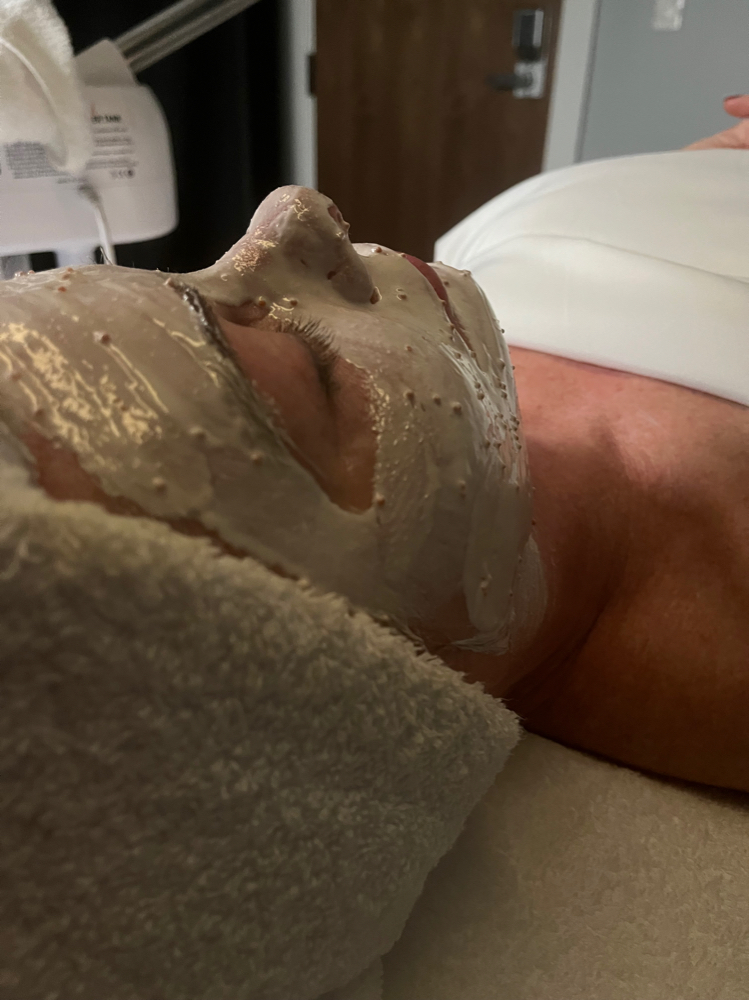 Lymphatic Lift + Sculpt
