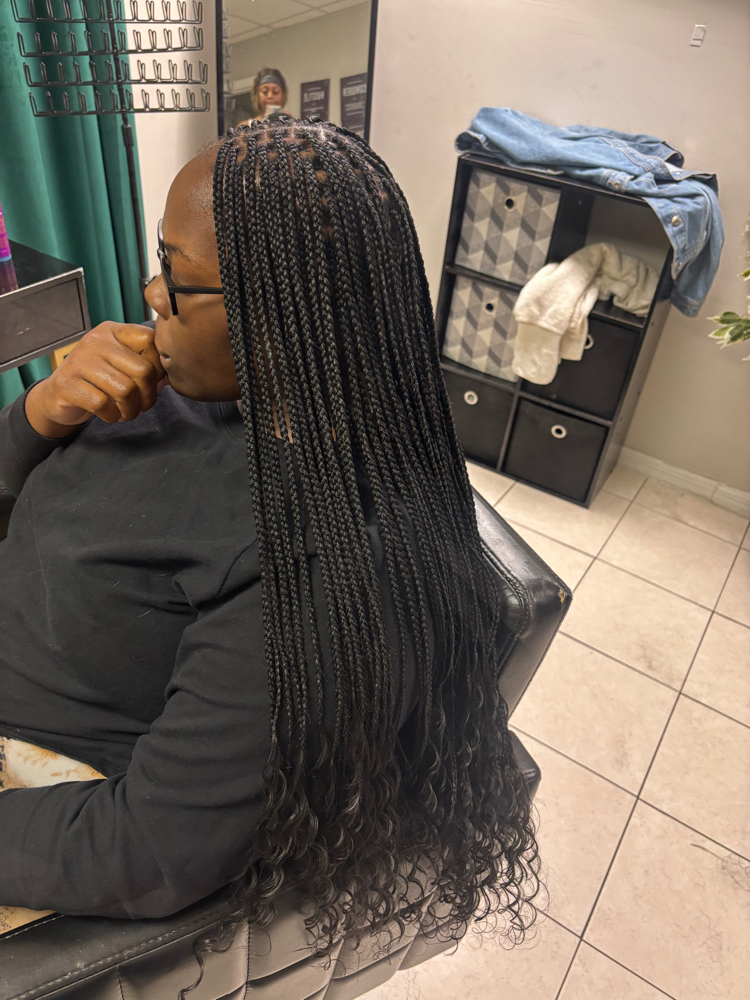 Xtra Small Knotless With Boho Ends