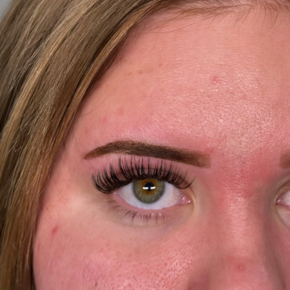 Wet Full Set at Venus Virtue Beautique, LLC in Ansonia, CT