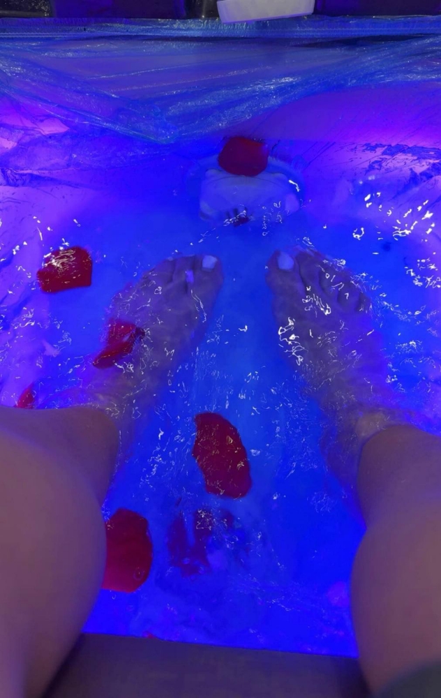 ROSE Pedicure