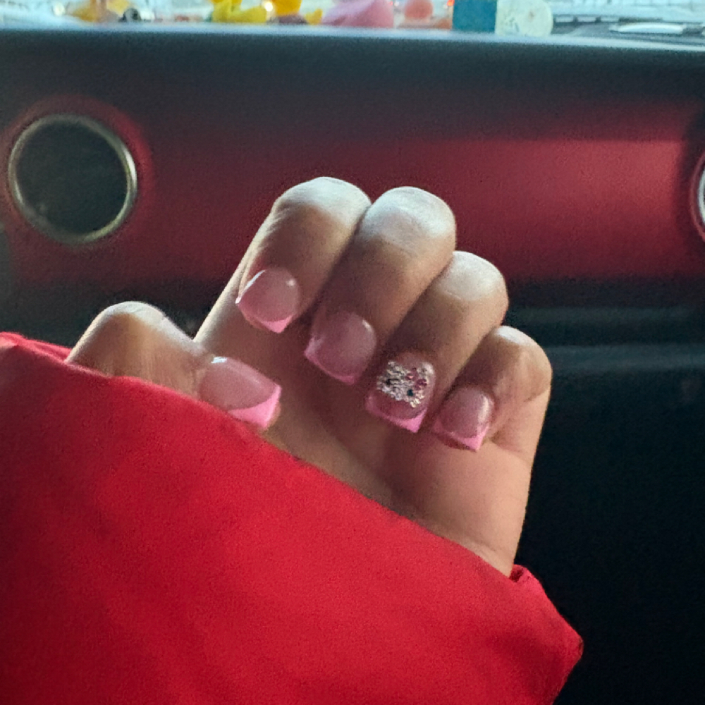 Acrylic Overlay at Kè Luxè Beauty Bar in Louisville, KY