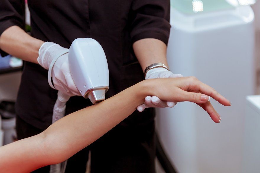 5 Sesiones de Dep. Láser Mit. Brazo at LeBeau Esthétique in Humacao, PR